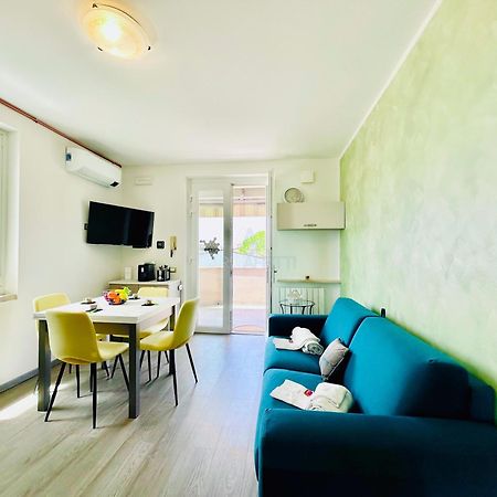 Ossidiana Apartment - Vista Lago - Centrico Сирмионе Экстерьер фото